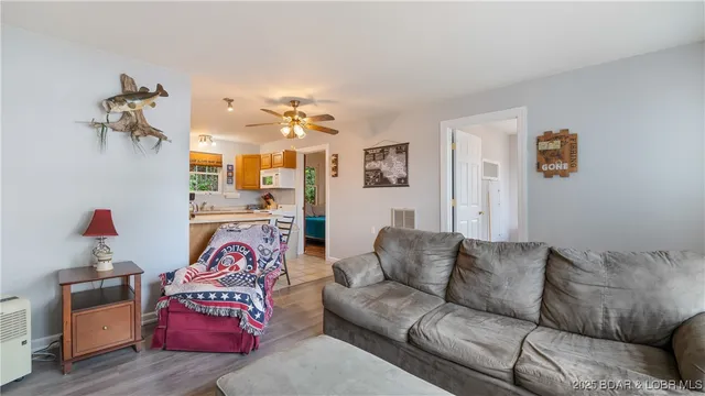 $189,000 | 127 Shorecrest Avenue, Camdenton, MO 65020