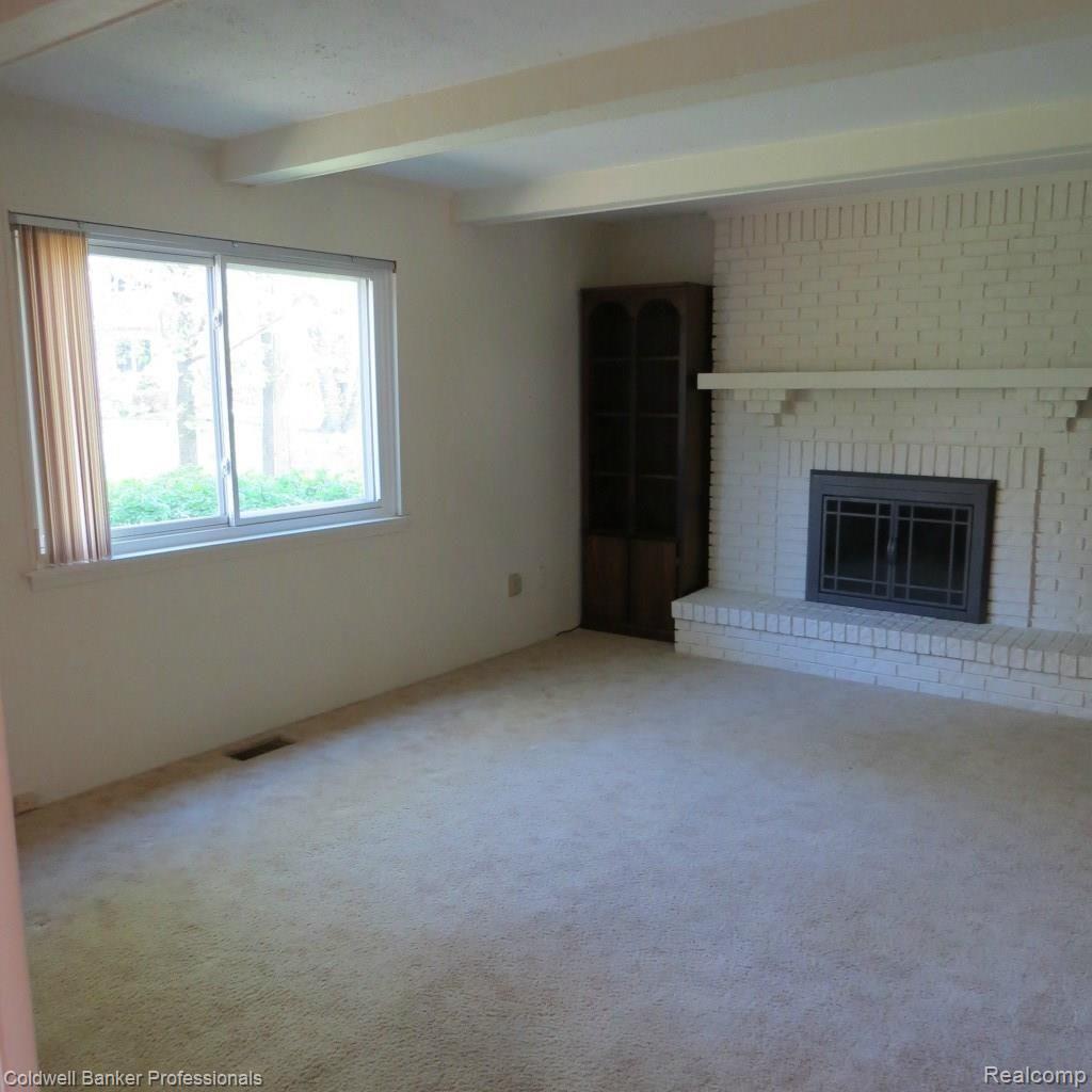 672 Rutgers Road Rochester, MI 48309 - Photo 19 of 44 IMG_1283.jpg