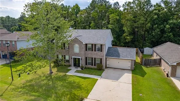 $349,900 | 141 Emerald Creek East, Abita Springs, LA 70420
