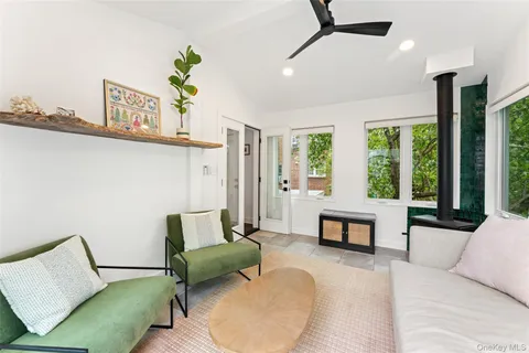 $1,050,000 | 30 South Ferris Street, Irvington, NY 10533