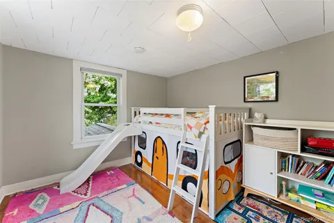 $1,050,000 | 30 South Ferris Street, Irvington, NY 10533