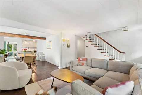 $1,050,000 | 30 South Ferris Street, Irvington, NY 10533