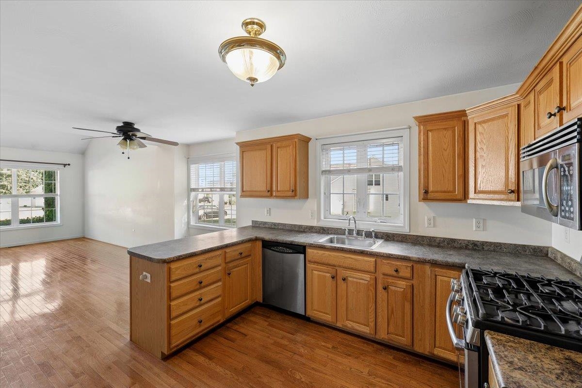 48 Brookview Road Windham, NH 03087 - Photo 10 of 60