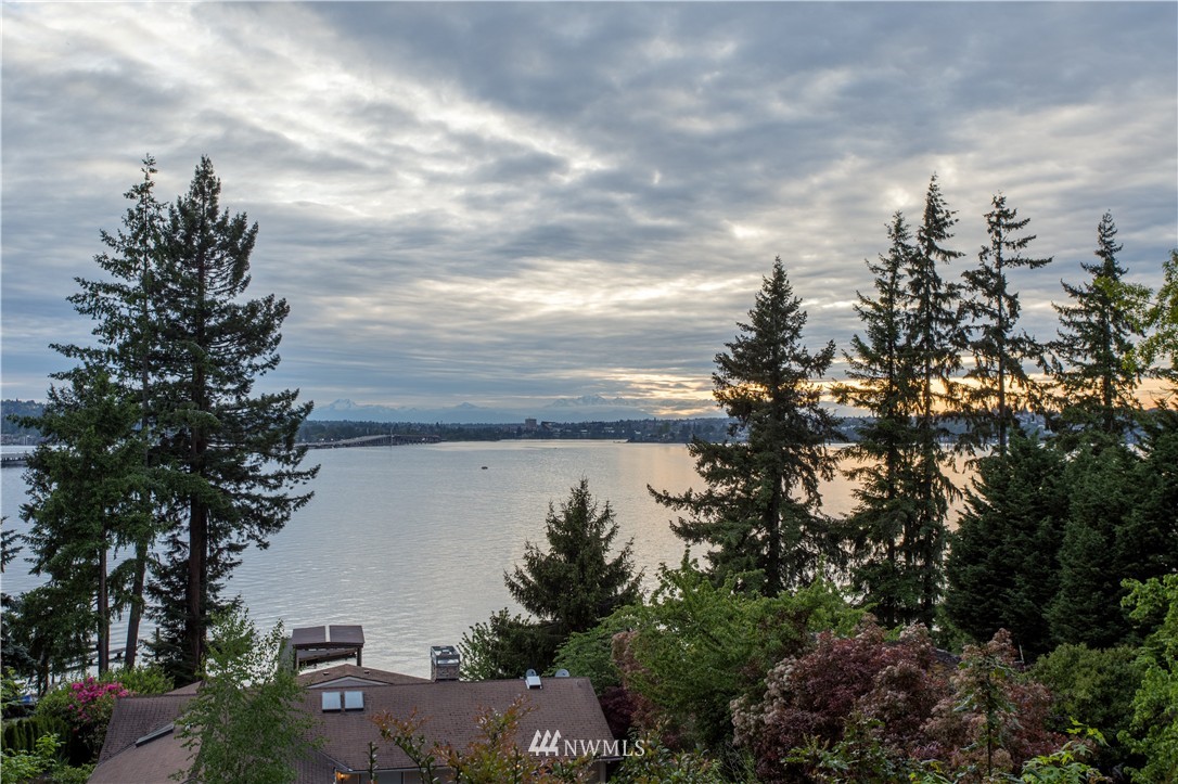3407 Evergreen Point Road Medina, WA 98039 - Photo 17 of 21