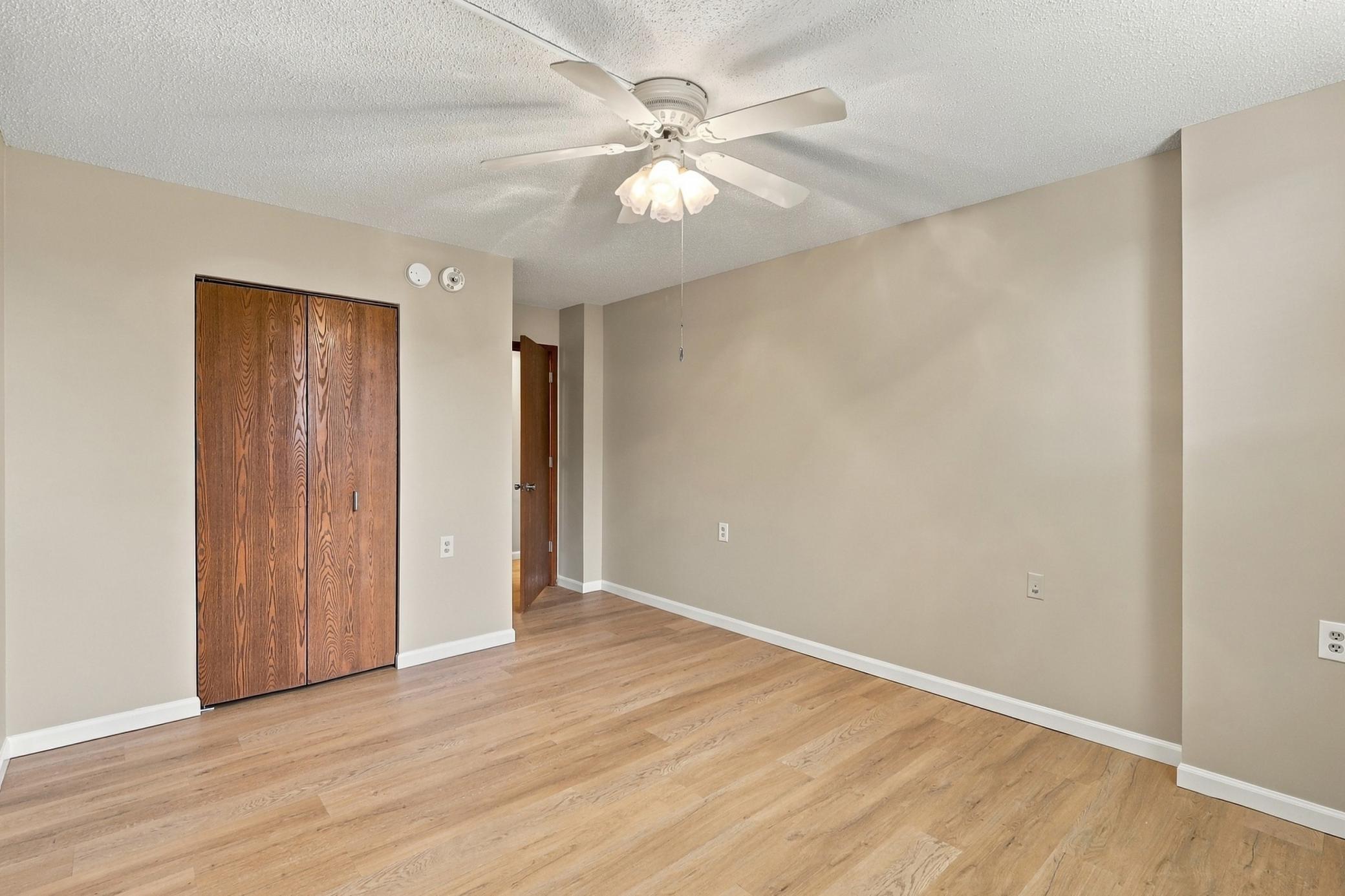 7600 Golden Valley Road, Unit 316 Golden Valley, MN 55427 - Photo 11 of 25 Gallery Image 11