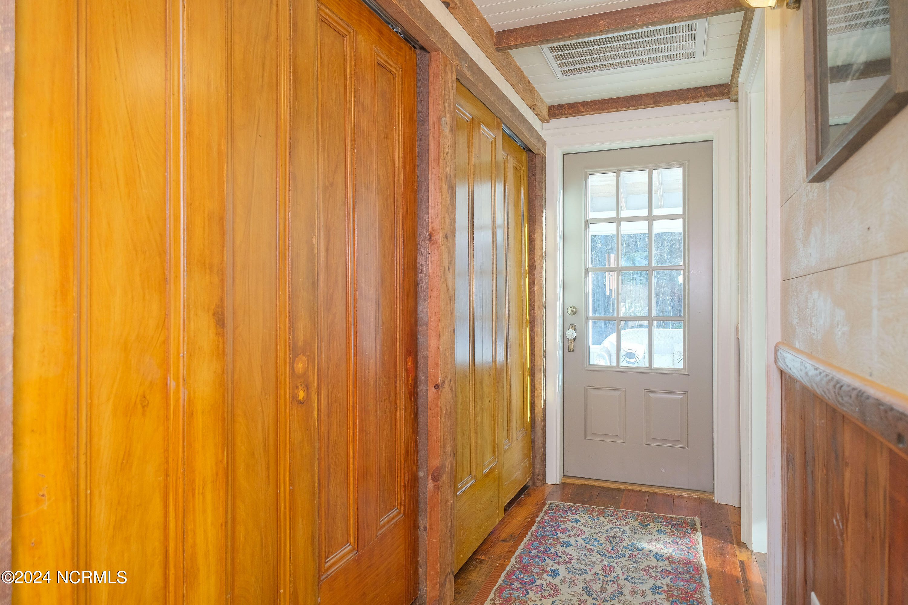 251 Cowpen Neck Road Edenton, NC 27932 - Photo 40 of 61 22-back hallway