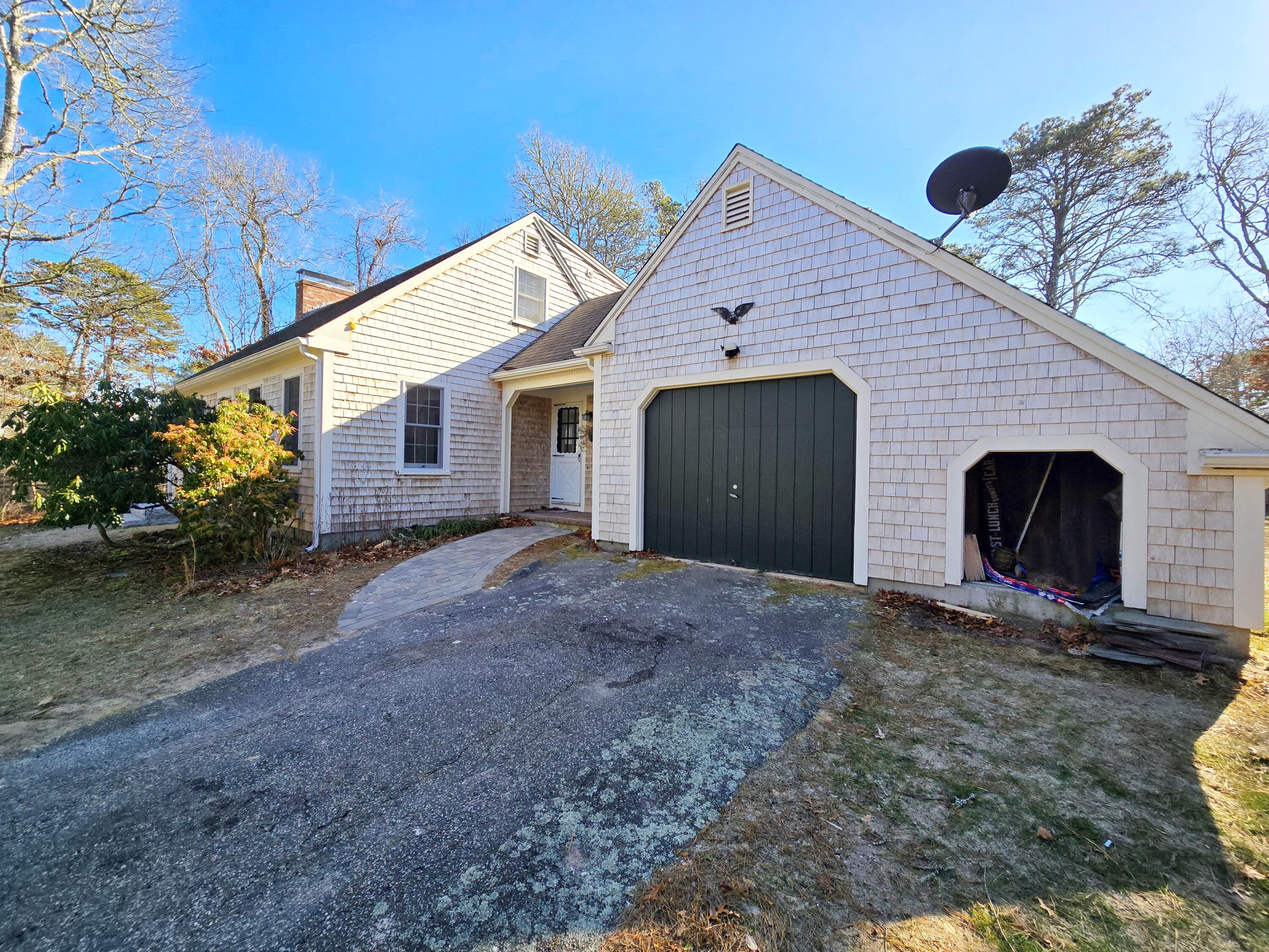 23 Frances Road Harwich, MA 02645 - Photo 5 of 51 20250205_130031 ()