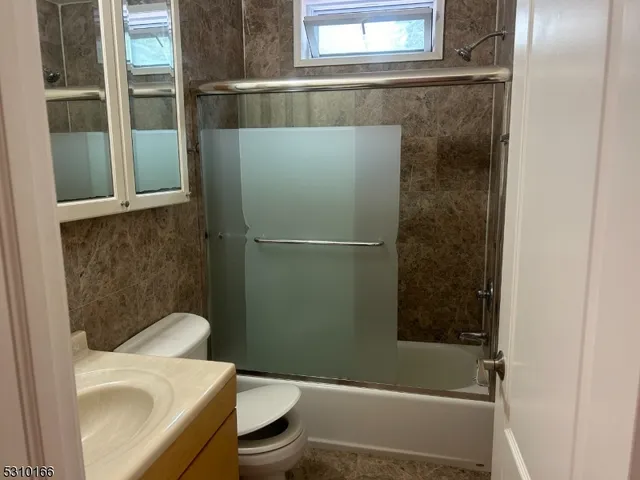 $3,750 | 15 Laurel Place, Fairfield, NJ 07004