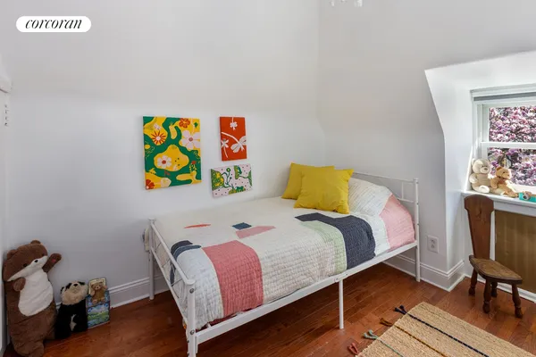 $1,600,000 | 35-32 88th Street | Jackson Heights