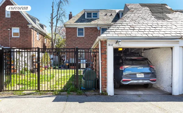$1,600,000 | 35-32 88th Street | Jackson Heights
