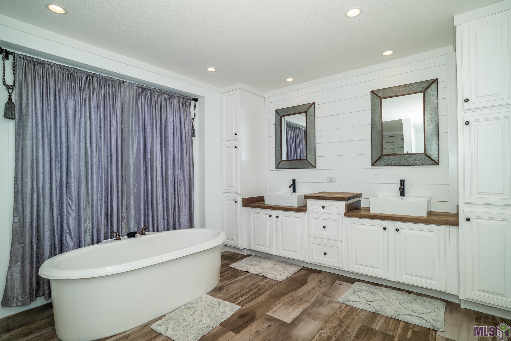 12162 Elmo Lambert Road St. Amant, LA 70774 - Photo 17 of 25