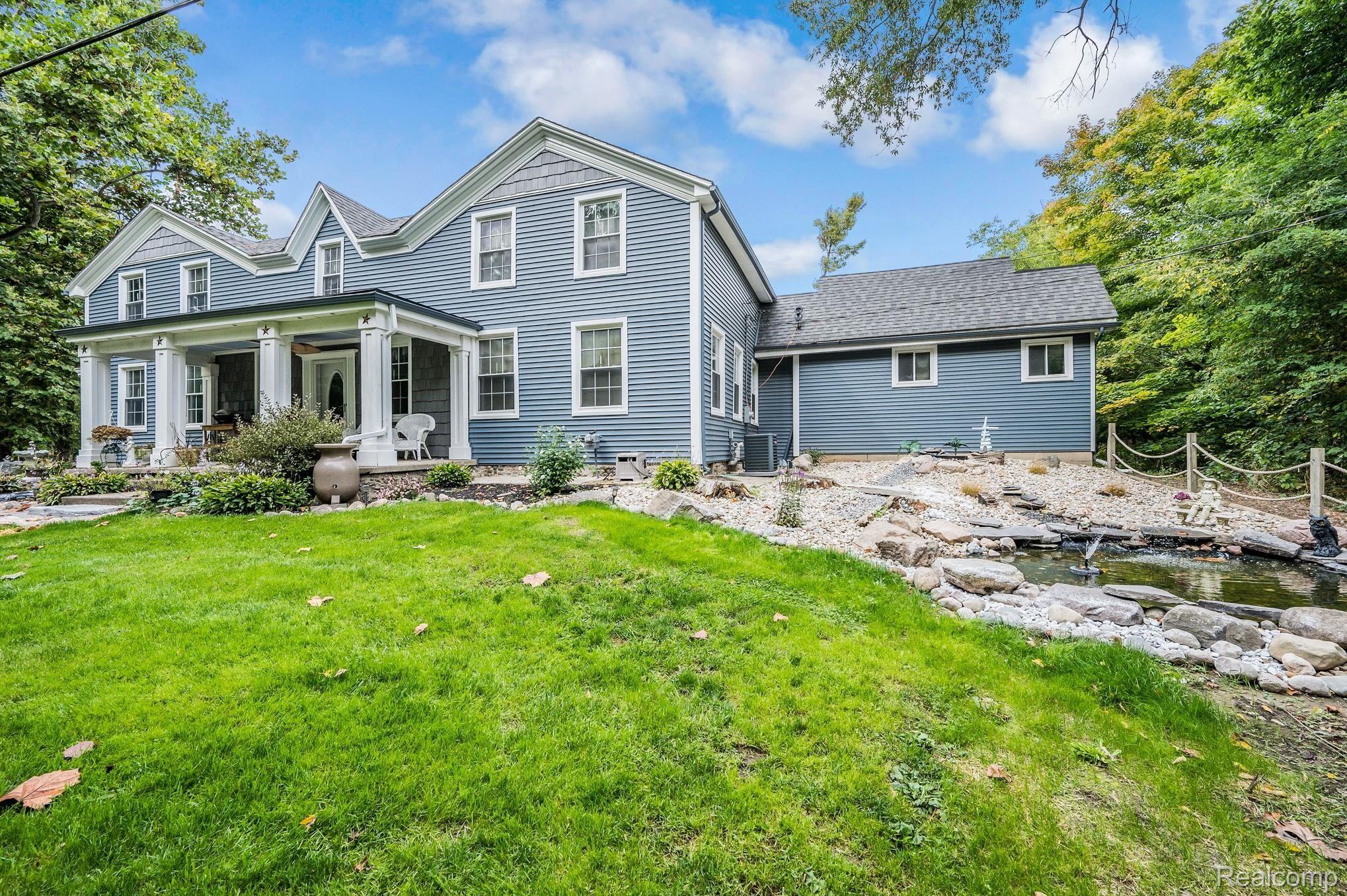 3630 Lone Tree Road Milford, MI 48380 - Photo 2 of 33 3630 Lone Tree_59 - Copy.jpg