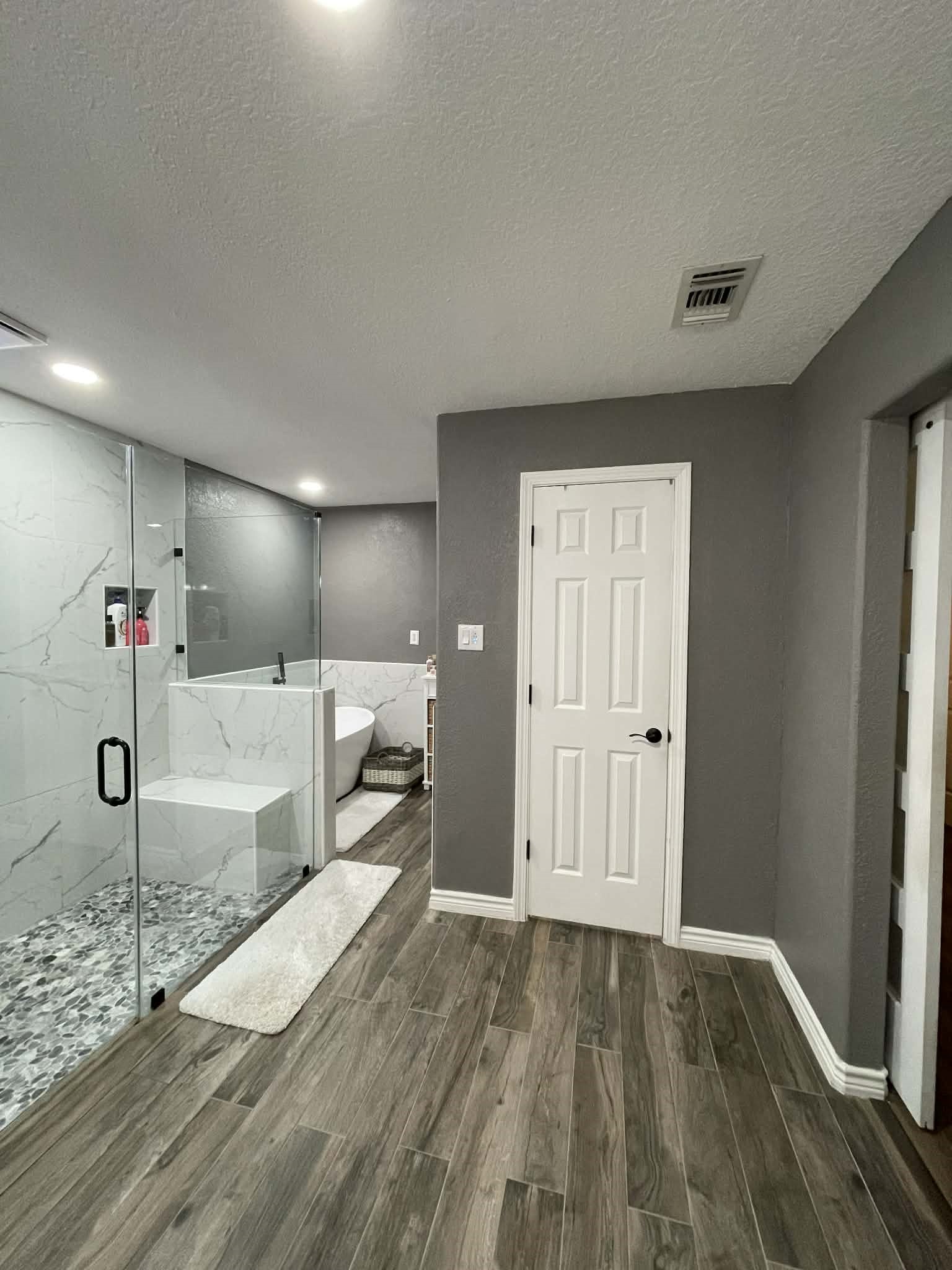 710 Enchanted River Drive Spring, TX 77388 - Photo 38 of 48 Principal bedroom shower and closet 2