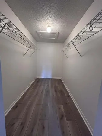 $2,978 | 2700 South University Drive, Unit 7B, Davie, FL 33328