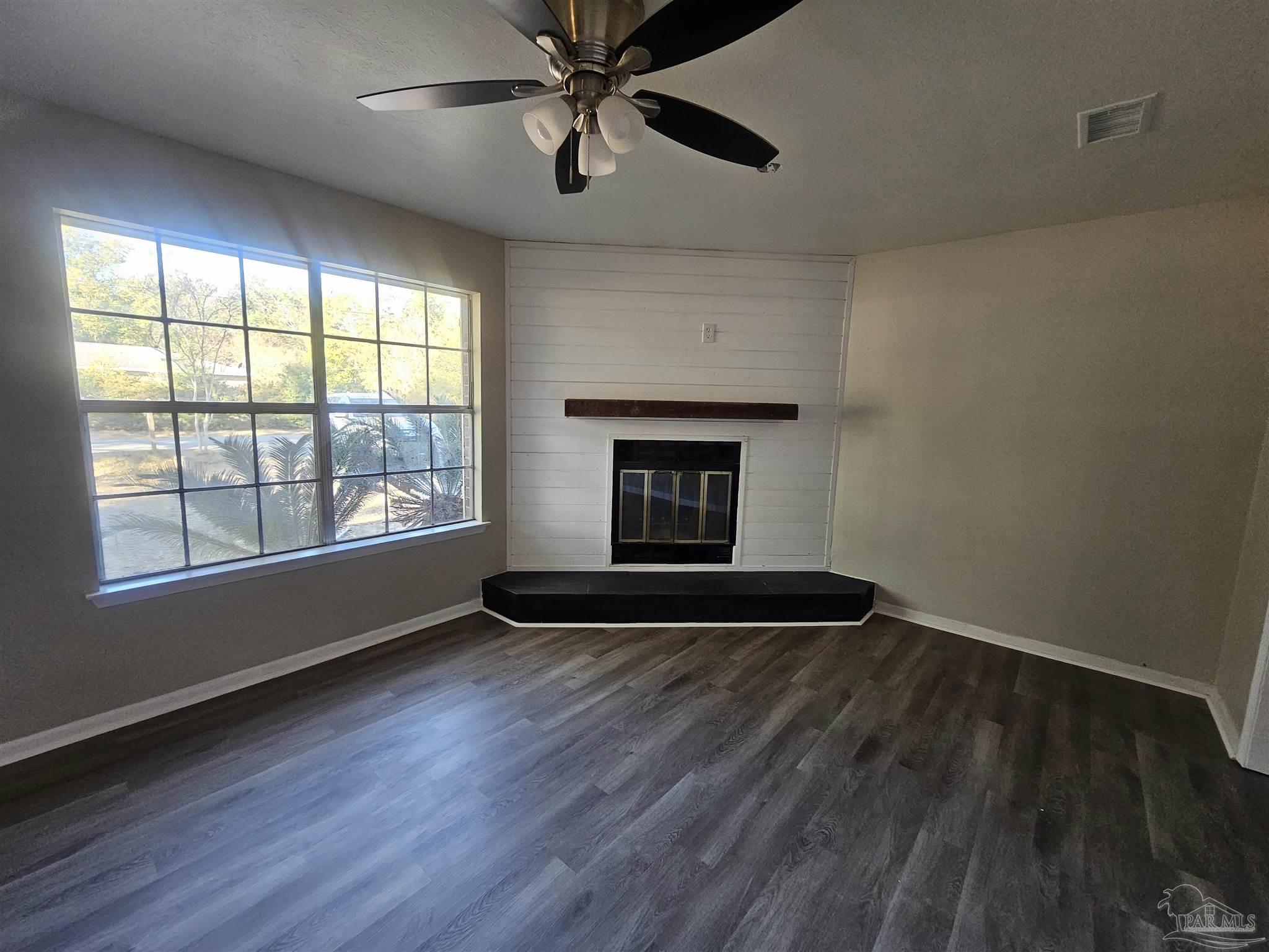 4370 Stephens Road Pace, FL 32571 - Photo 5 of 9