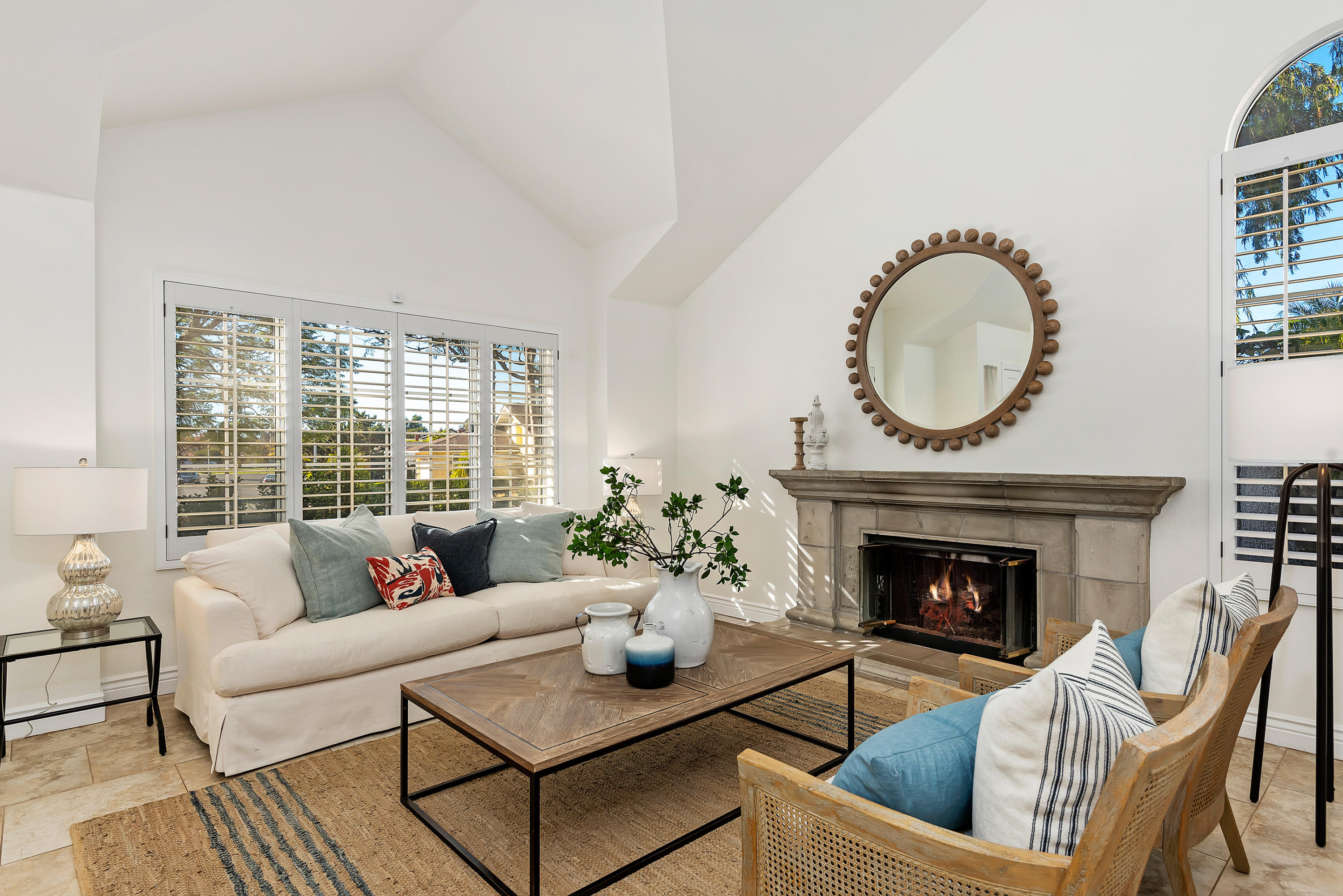 310 La Salle Road Goleta, CA 93117 - Photo 13 of 17 Living Room
