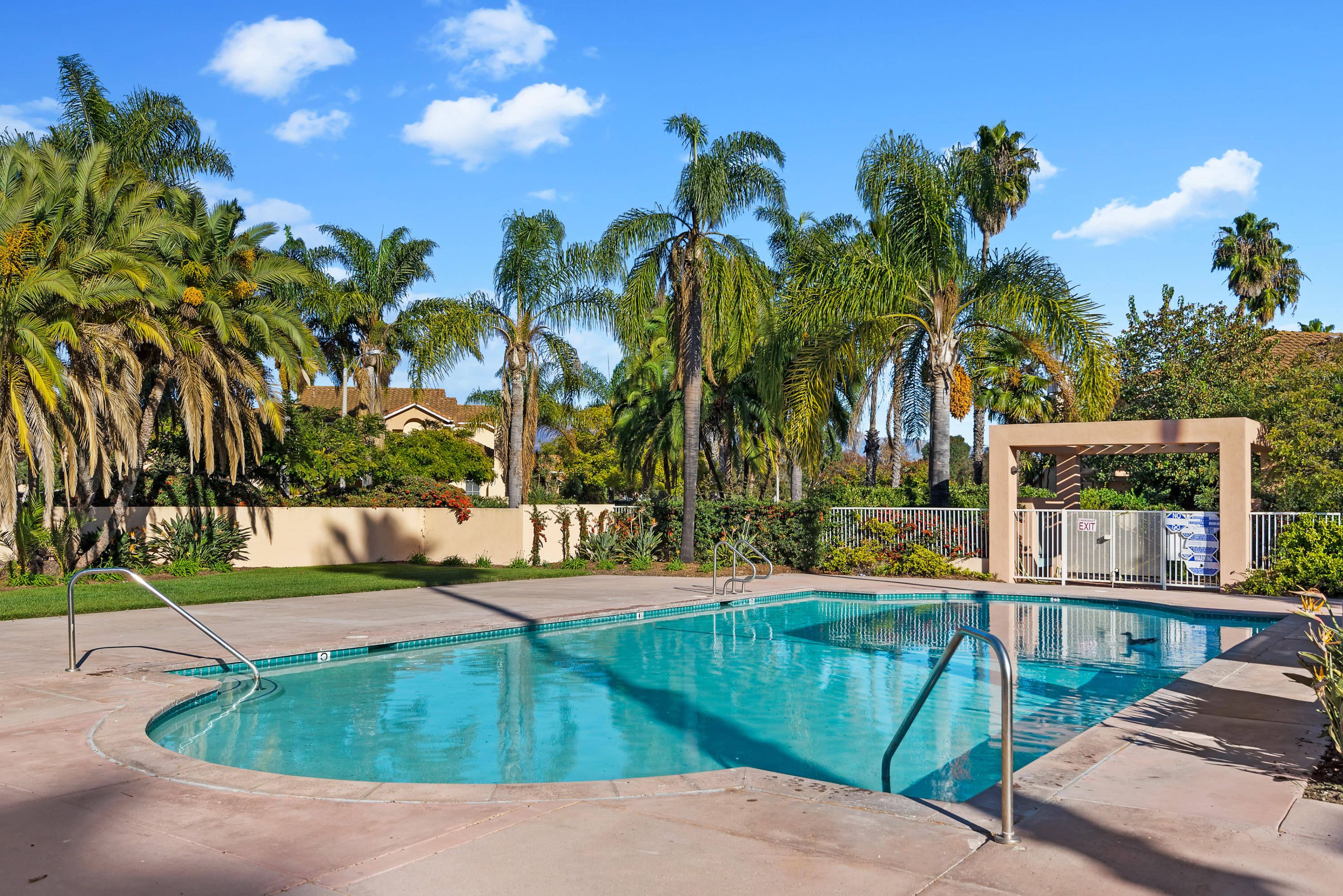 310 La Salle Road Goleta, CA 93117 - Photo 16 of 17 Community Pool