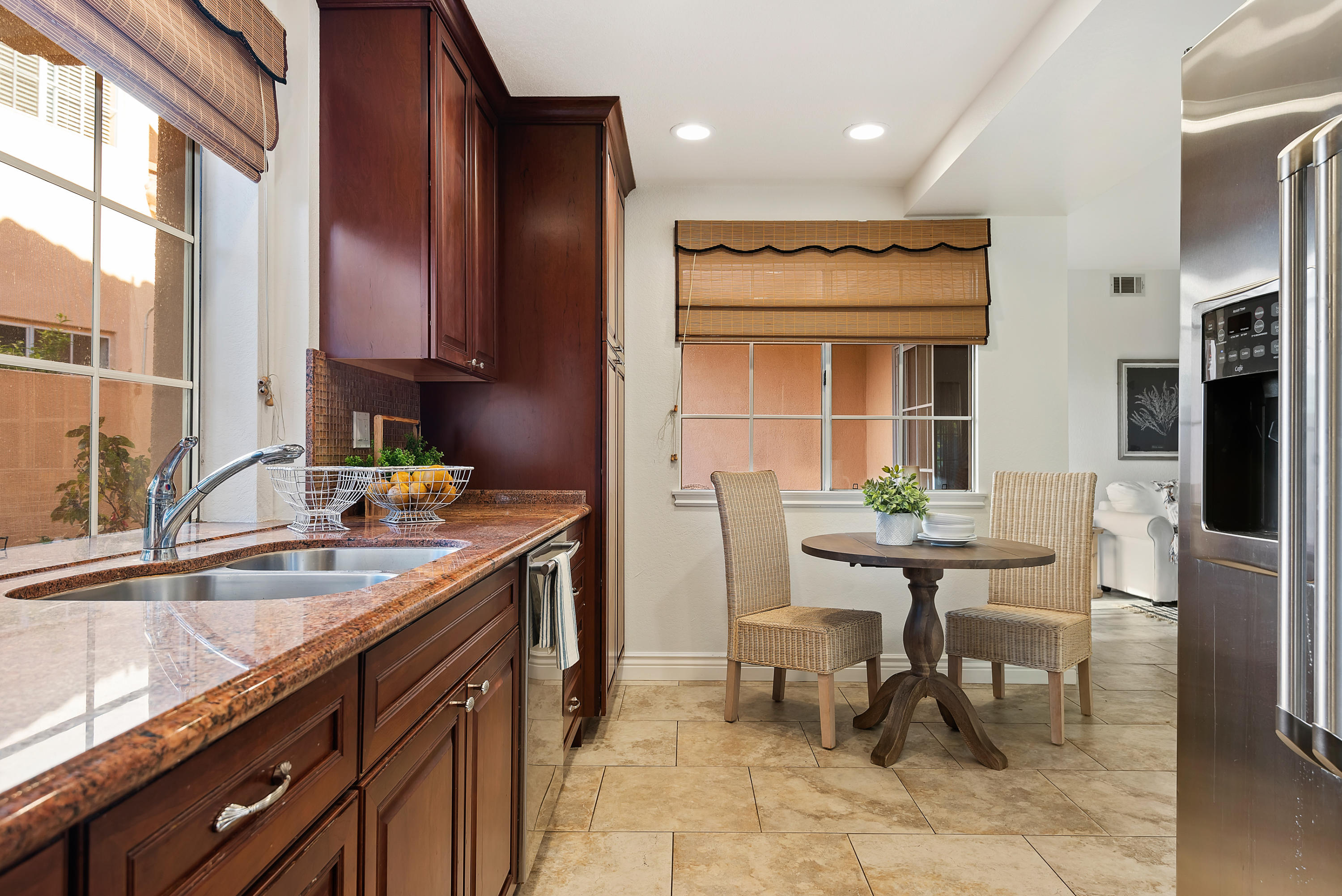 310 La Salle Road Goleta, CA 93117 - Photo 3 of 17 Breakfast Area