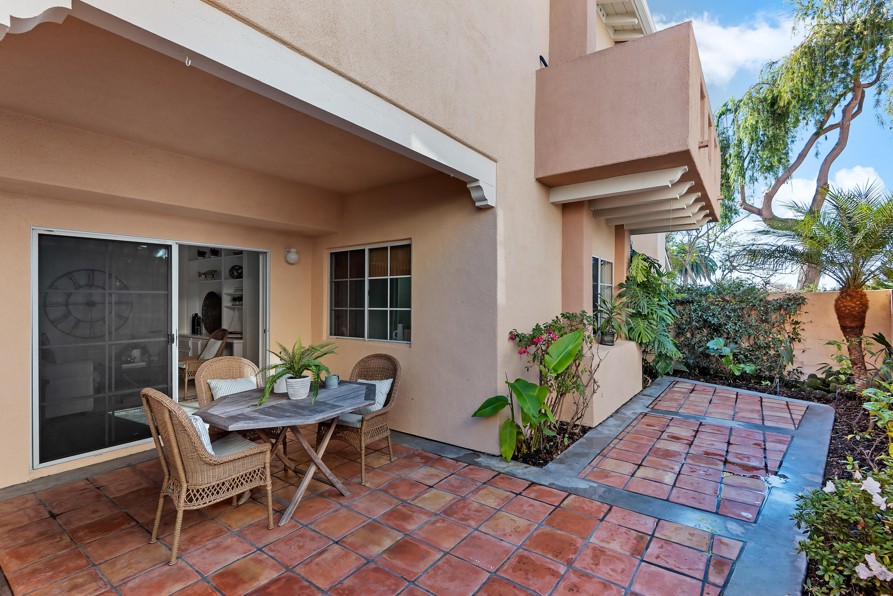 310 La Salle Road Goleta, CA 93117 - Photo 6 of 17 Outdoor Patio