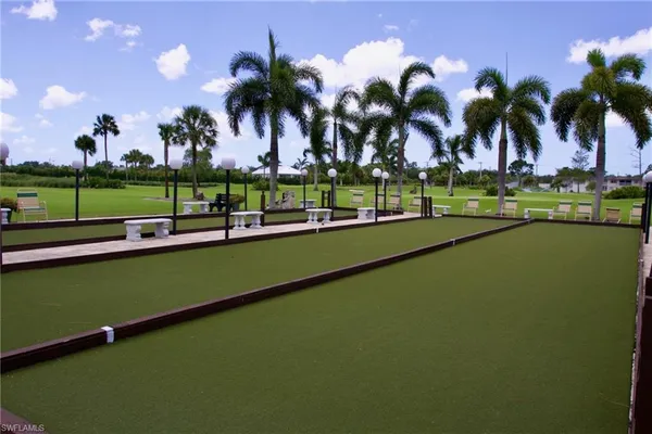 $4,500 | 256 Palm Drive, Unit 6, Naples, FL 34112