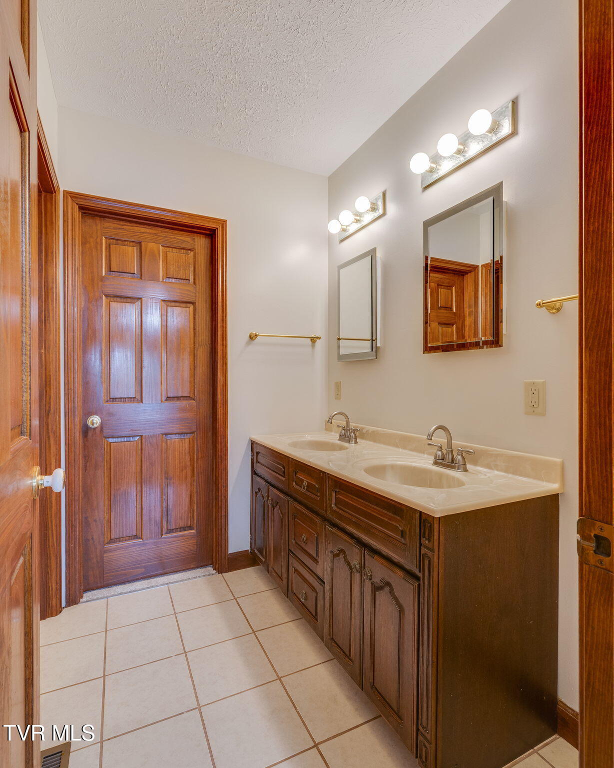 23075 Montego Bay Road Abingdon, VA 24211 - Photo 38 of 61 030