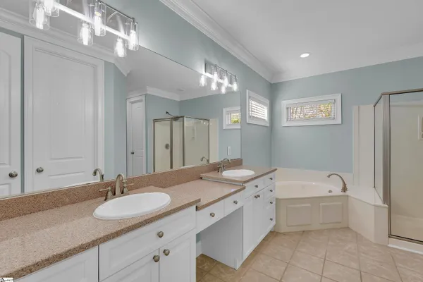 $675,000 | 11 Caliston Court, Greenville, SC 29615