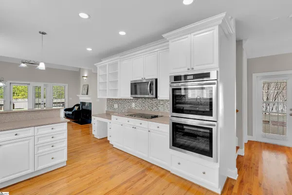 $675,000 | 11 Caliston Court, Greenville, SC 29615