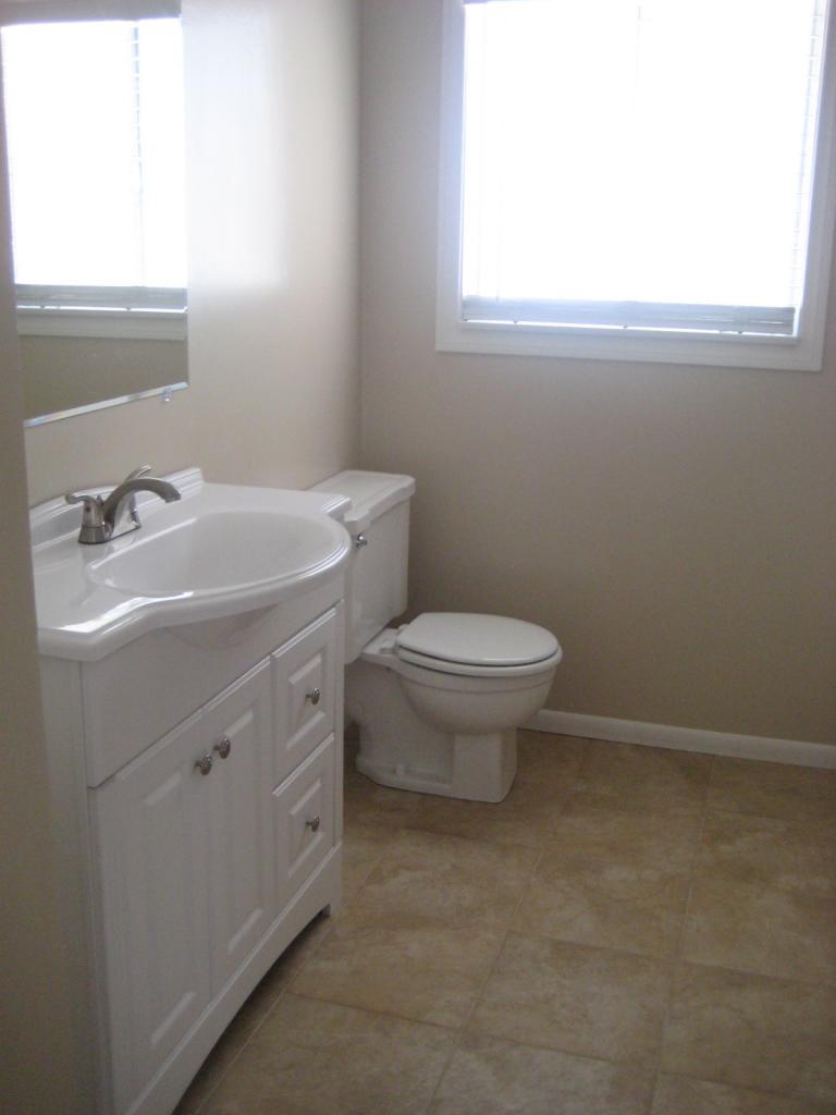 5158 San Lucas Way Santa Barbara, CA 93111 - Photo 6 of 15 hallway bathroom