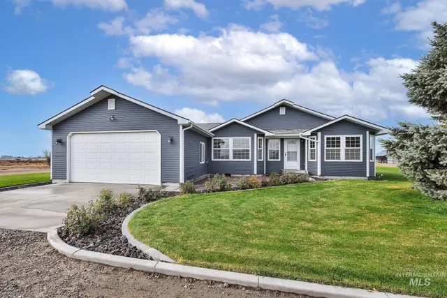 $850,000 | 4675 Southwest Lark Drive, Mountain Home, ID 83647