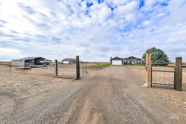 $765,000 | 4675 Southwest Lark Drive, Mountain Home, ID 83647