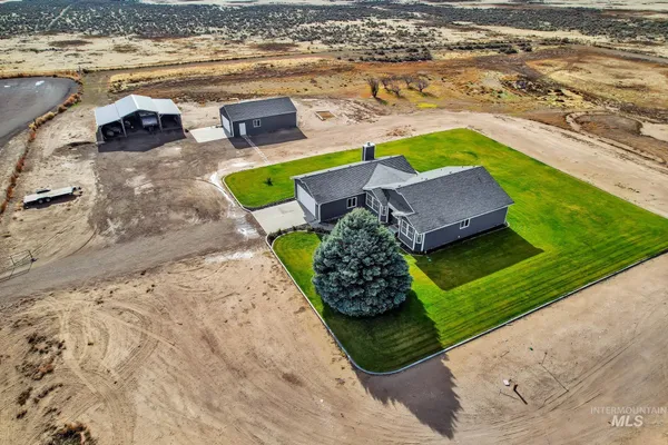 $765,000 | 4675 Southwest Lark Drive, Mountain Home, ID 83647