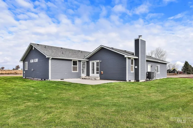 $865,000 | 4675 Southwest Lark Drive, Mountain Home, ID 83647