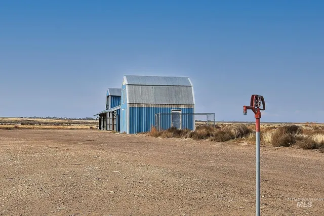 $865,000 | 4675 Southwest Lark Drive, Mountain Home, ID 83647