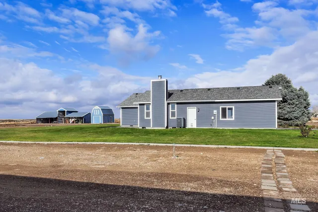 $865,000 | 4675 Southwest Lark Drive, Mountain Home, ID 83647