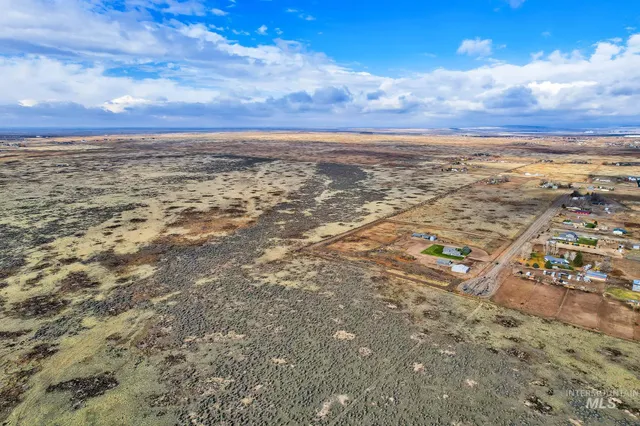 $865,000 | 4675 Southwest Lark Drive, Mountain Home, ID 83647