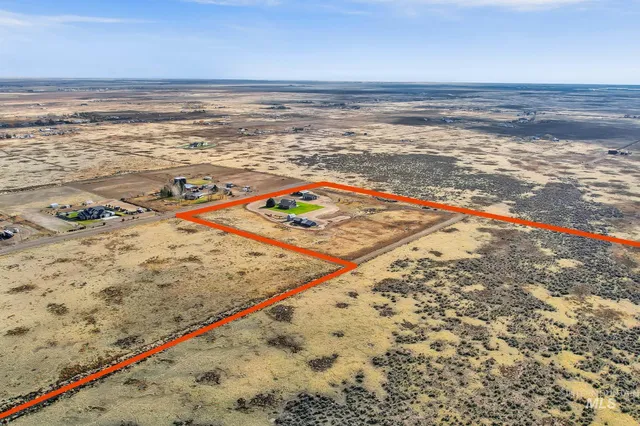 $865,000 | 4675 Southwest Lark Drive, Mountain Home, ID 83647