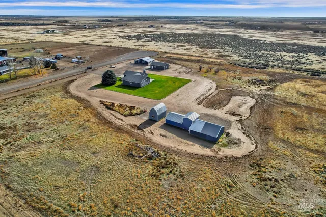 $865,000 | 4675 Southwest Lark Drive, Mountain Home, ID 83647