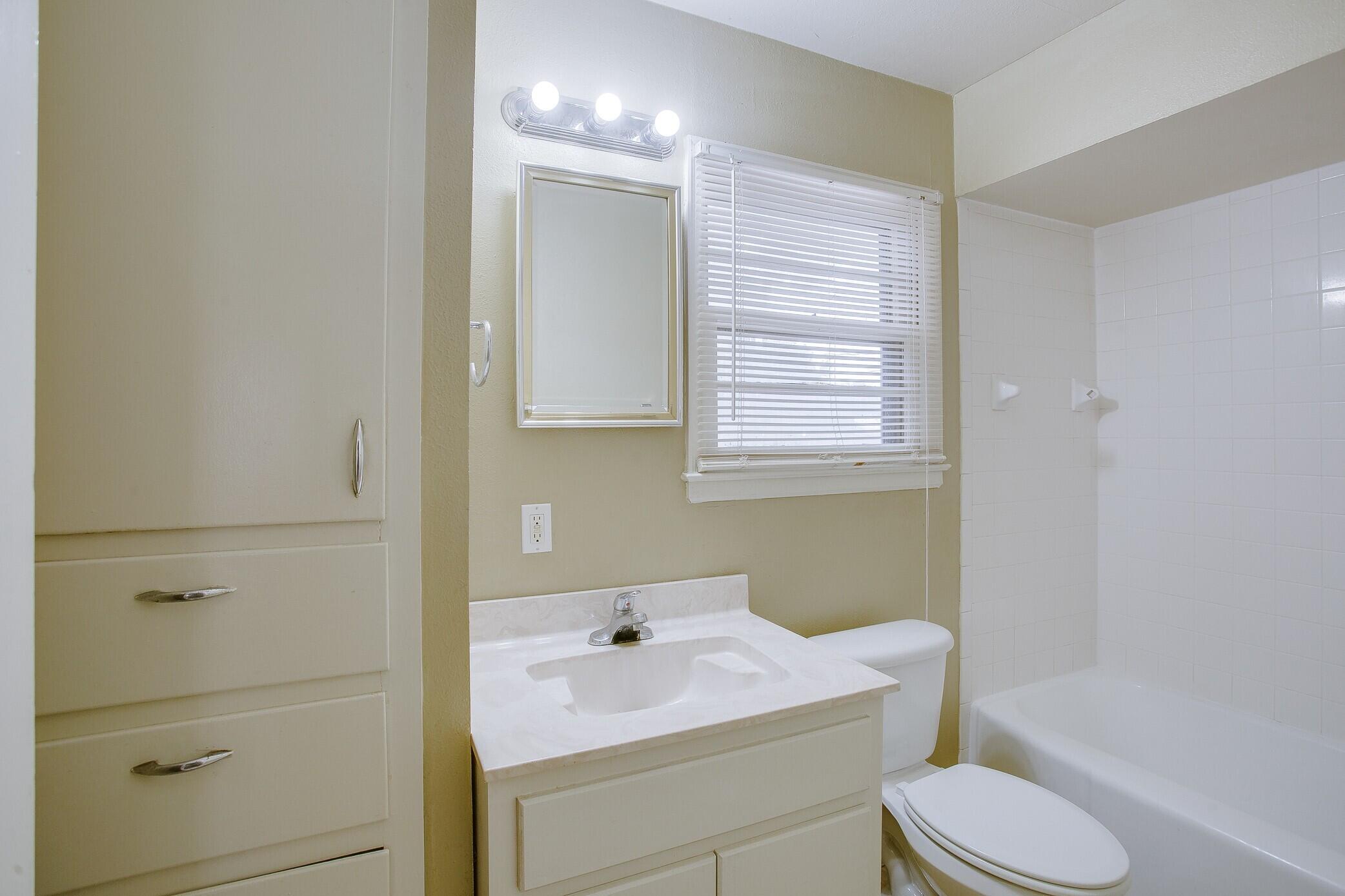 3518 38th Street Lubbock, TX 79413 - Photo 11 of 12 l-11