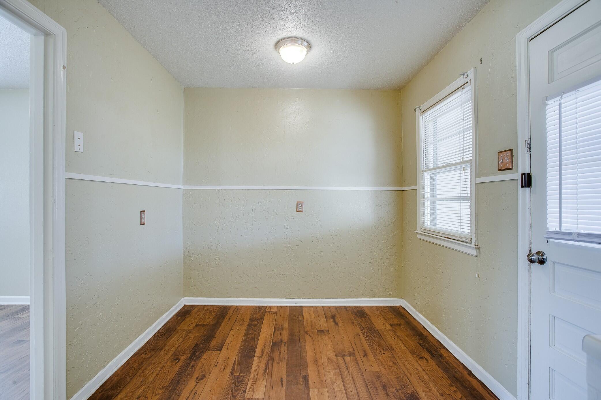 3518 38th Street Lubbock, TX 79413 - Photo 7 of 12 l-7