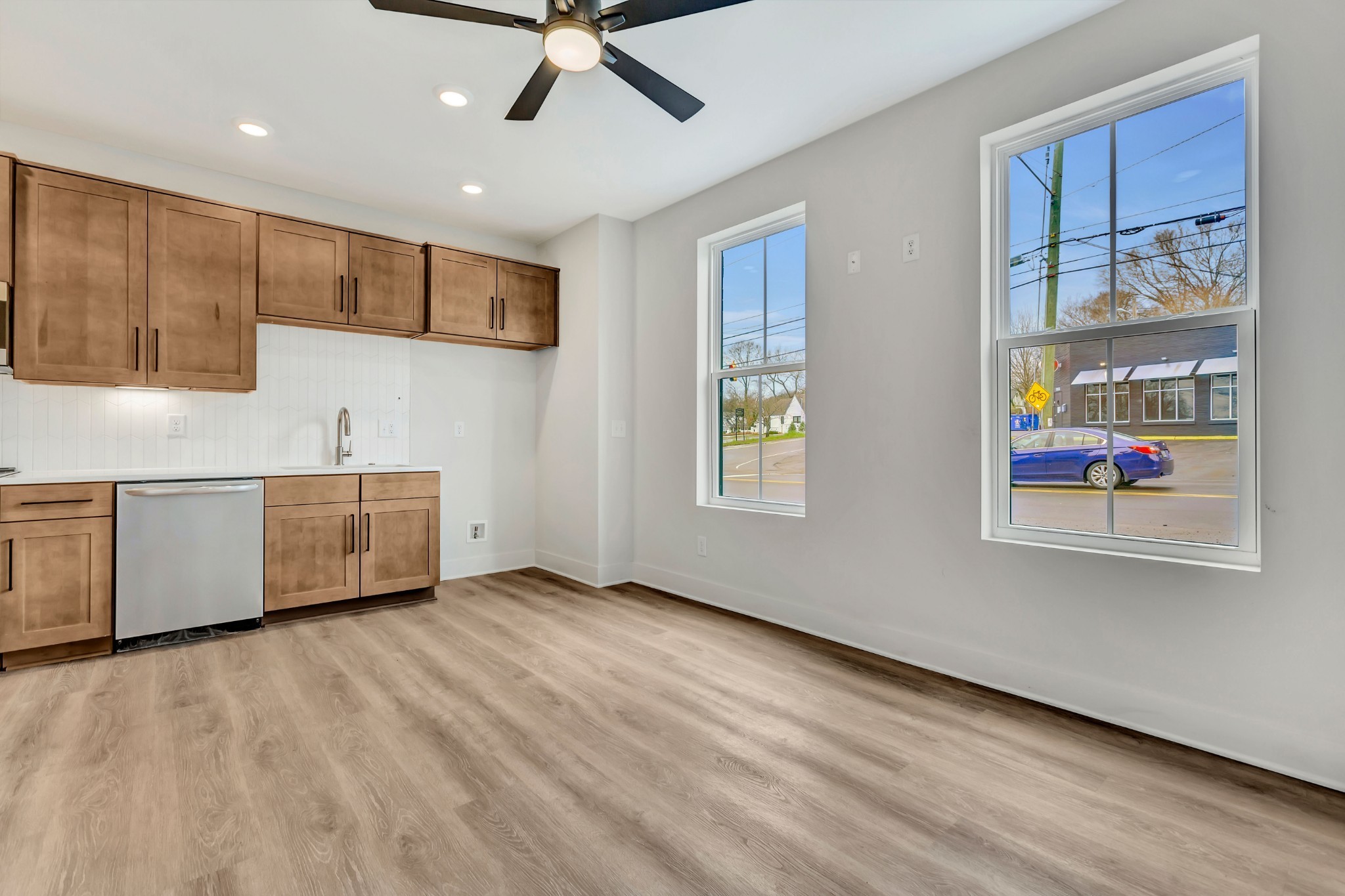 1701 Porter Road, Unit 7 Nashville, TN 37206 - Photo 4 of 20 Gallery Image 4