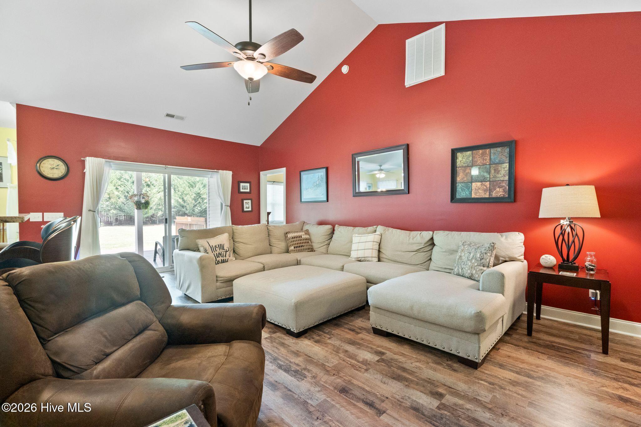 116 Sadie Way Rocky Point, NC 28457 - Photo 8 of 52