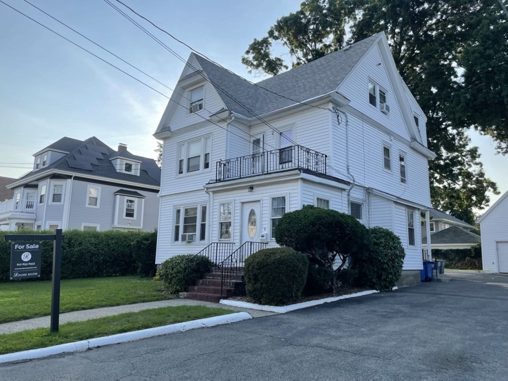 124 Merrymount Road Quincy, MA 02169 - Photo 4 of 26 Gallery Image 4