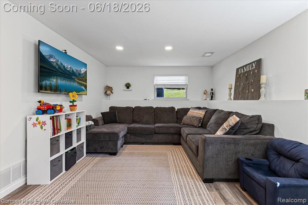 3840 Cass Elizabeth Road Waterford, MI 48328 - Photo 18 of 34