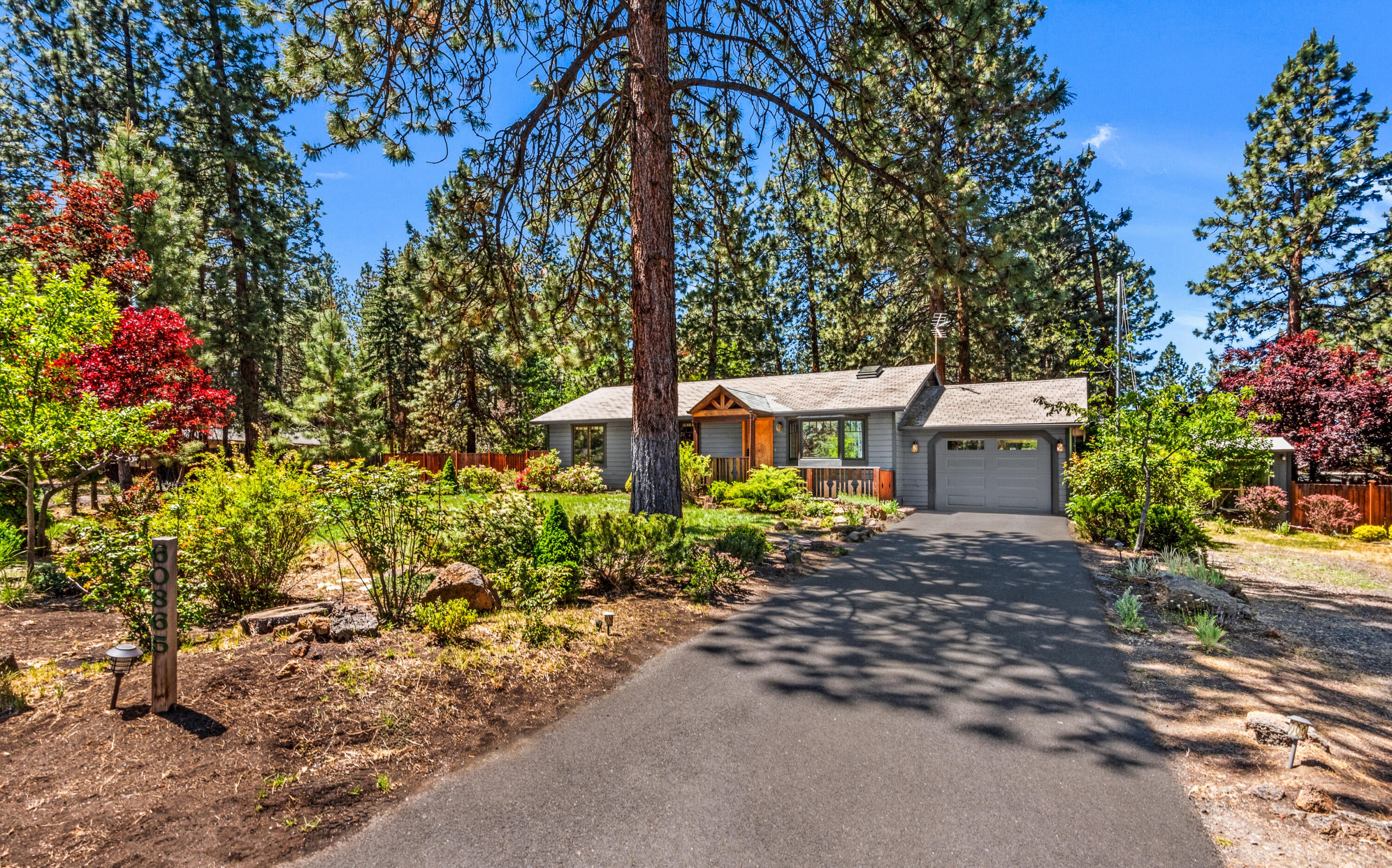 60865 Diamond Road Bend, OR 97702 - Photo 1 of 40 60865 Diamond Rd - 1