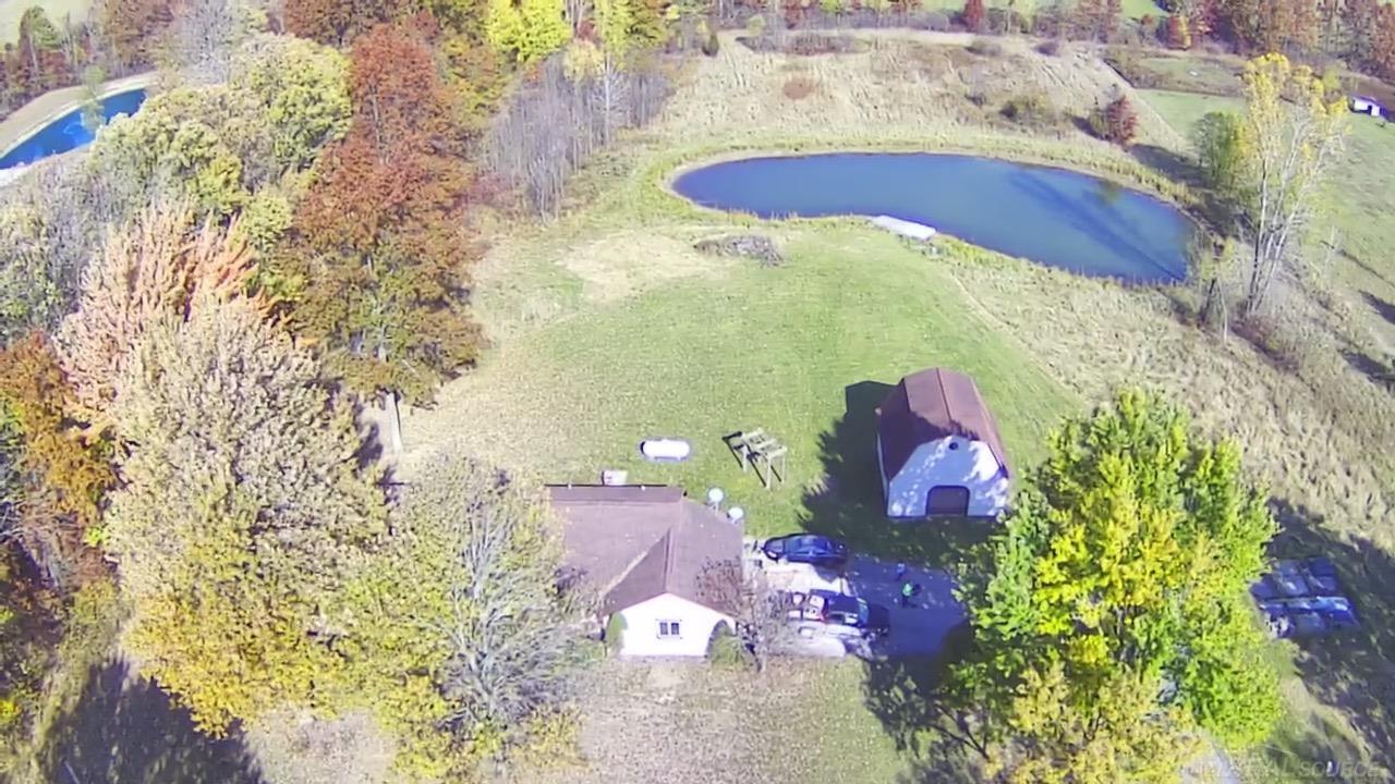9190 Springborn Road Casco, MI 48064 - Photo 2 of 26 50094311-1.JPG