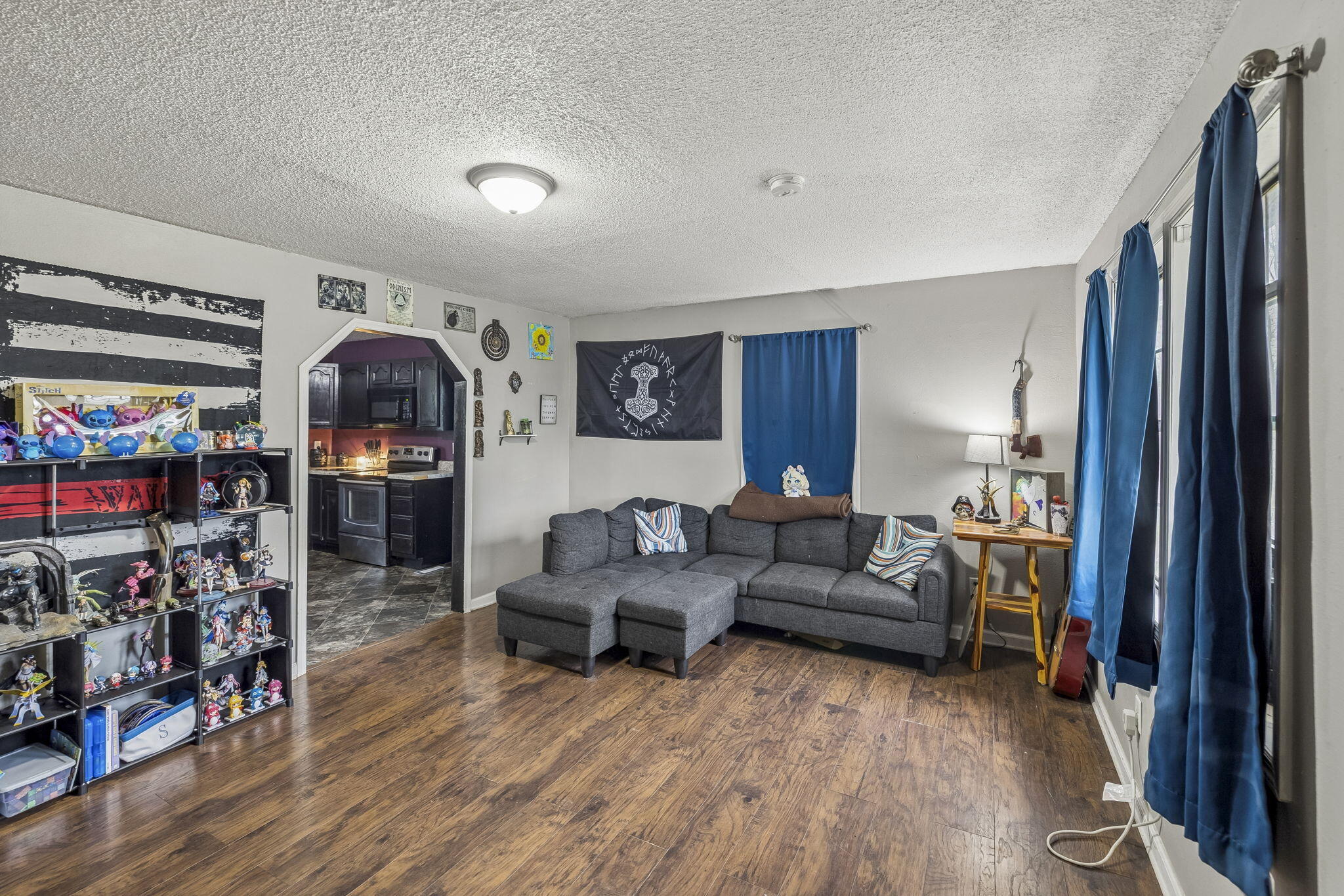 125 Ridge Road Whitwell, TN 37397 - Photo 8 of 19 Living Room