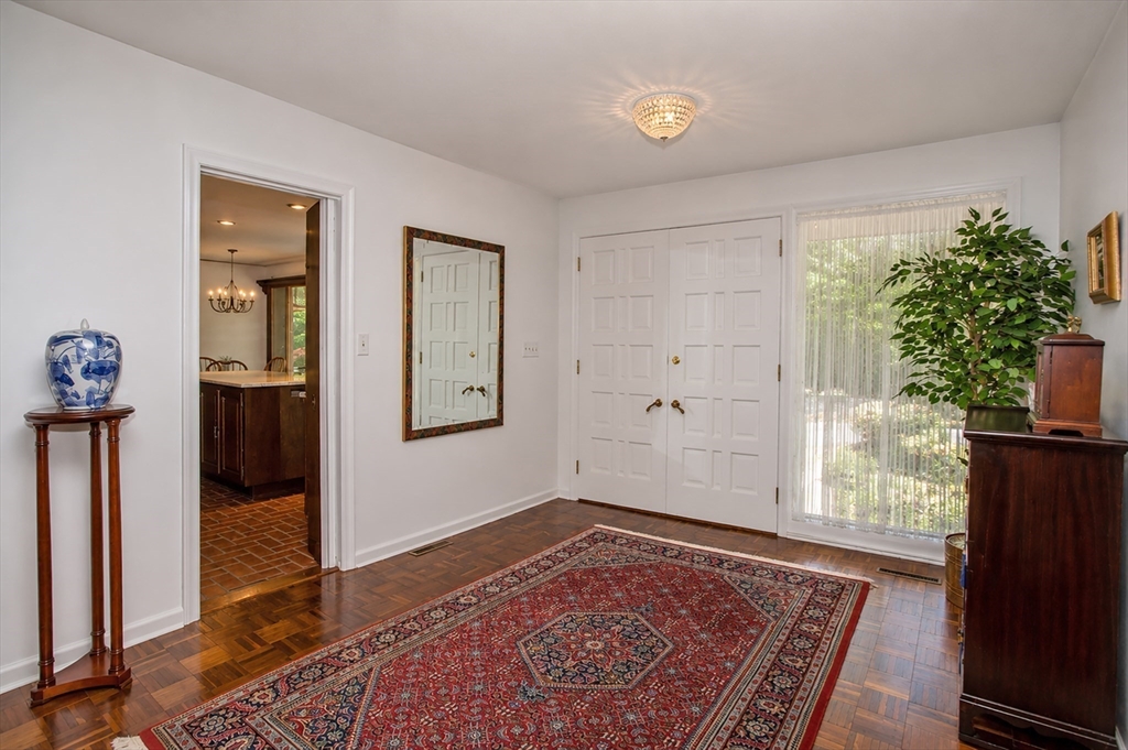 26 Brooks Road Longmeadow, MA 01106 - Photo 7 of 41