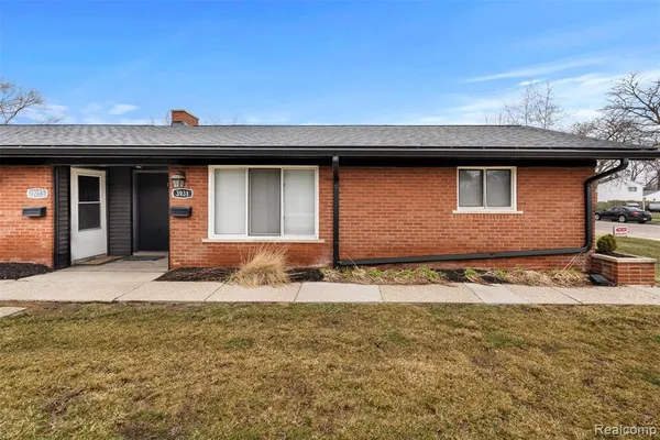 $1,350 | 3931 Devon Road, Royal Oak, MI 48073