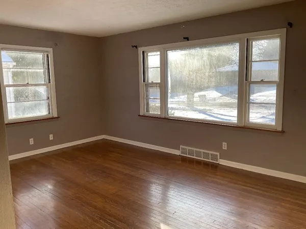 $169,900 | 731 James Avenue, Rockford, IL 61107