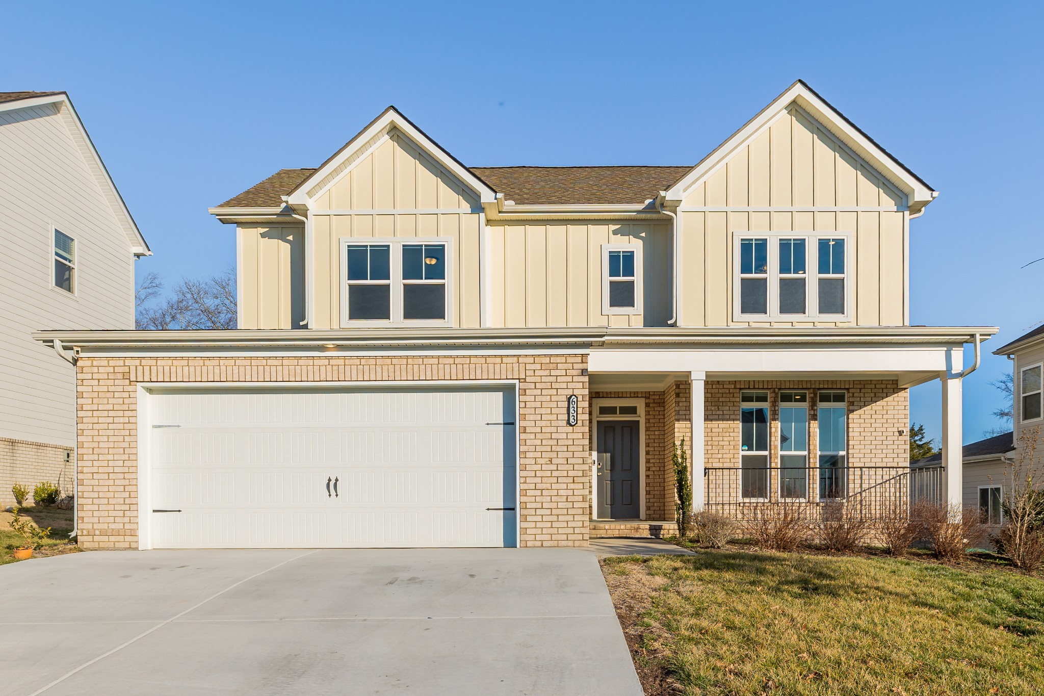 633 Castle Road Mount Juliet, TN 37122 - Photo 2 of 30 front view of a house